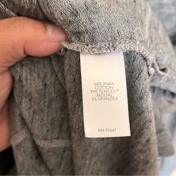 J. Jill PureJill Affinity French Terry Long Sleeve Gray Tunic Top Size Medium - Picture 10 of 10